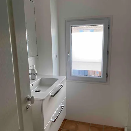 Feriehus Charmante Maison A L'ile De Re Au Calme, Avec Jardin Et Deux Velos