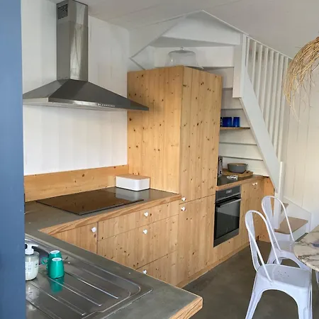 Сasa de vacaciones Charmante Maison à L'île De Ré Au Calme, Avec Jardin Et Deux Vélos Saint-Clément-des-Baleines