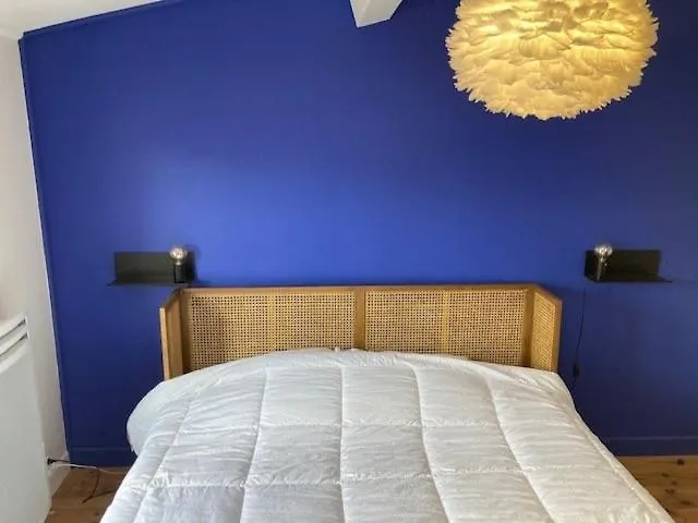 Charmante Maison A L'ile De Re Au Calme, Avec Jardin Et Deux Velos *