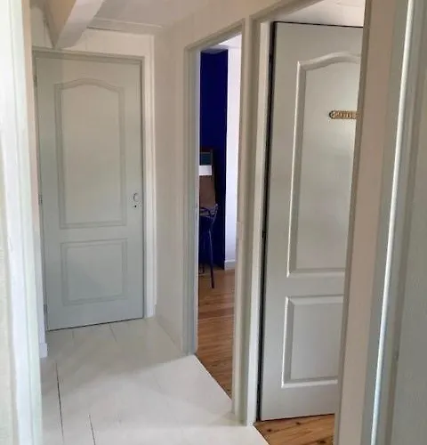 Holiday home Charmante Maison A L'ile De Re Au Calme, Avec Jardin Et Deux Velos *